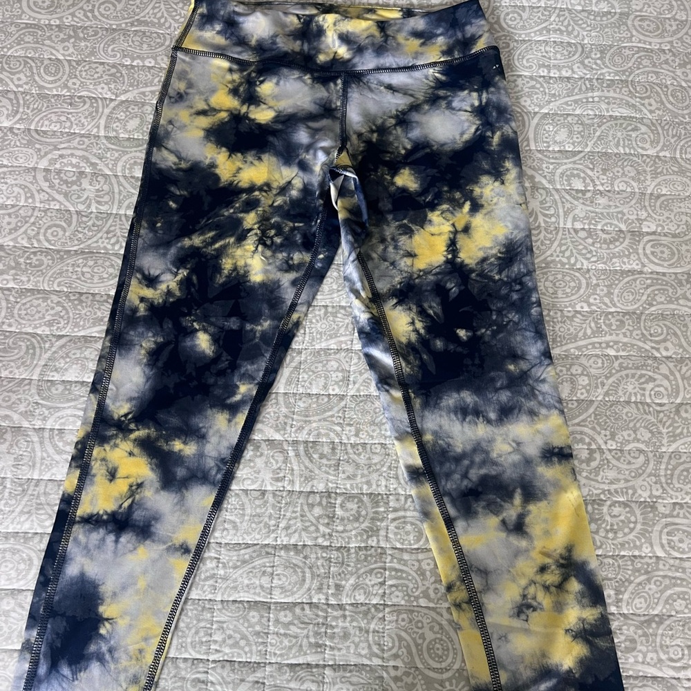Tie dye leggings || small
